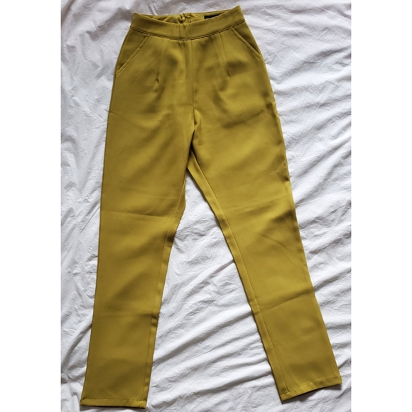 Olive High Waisted Tailored Cigarette Pant - Picture 2 of 7